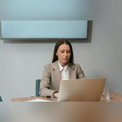 成荷